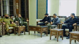 وزارة الدفاع السورية تستمر بعقد الجلسات التنظيمية مع القيادات العسكرية للبدء بعملية انخراط الفصائل في وزارة الدفاع 10-1-2025 (3).jpg