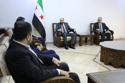 رئيس مجلس الوزراء في حكومة تصريف الأعمال السورية المهندس محمد البشير اجتماعاً مع وزير التعليم العالي والبحث العلمي30-12-2024 (2).jpg