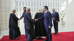 استقبال القائد أحمد الشرع ومعالي وزير الخارجية السيد أسعد الشيباني وفداً عمانياً برئاسة المبعوث الخاص لسلطان سلطنة عمان الشيخ عبد العزيز الهنائي في العاصمة دمشق 11-1-2025 (2).jpg