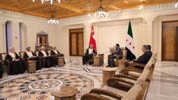 استقبال القائد أحمد الشرع ومعالي وزير الخارجية السيد أسعد الشيباني وفداً عمانياً برئاسة المبعوث الخاص لسلطان سلطنة عمان الشيخ عبد العزيز الهنائي في العاصمة دمشق 11-1-2025 (3).jpg