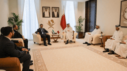 لقاء وزير الخارجية والمغتربين السيد أسعد الشيباني مع معالي الشيخ محمد بن عبد الرحمن بن جاسم آل ثاني رئيس مجلس الوزراء وزير الخارجية القطري وسعادة الدكتور محمد بن عبد العزيز الخليفي وزير الدولة القطري للشؤون الخارجية في الع (1).jpg